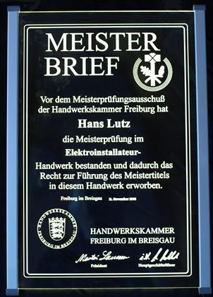 laser-fantasy/pd/urkunde-meisterbrief-gesellenbrief-acrylplatte-mit-led-beleuchtung-1845313-2.png